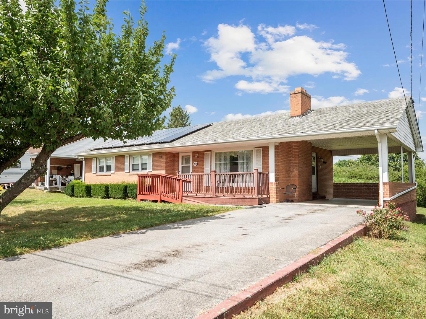 428 IMPERIAL ST, WINCHESTER, Virginia 22601, 3 Bedrooms Bedrooms, ,1 BathroomBathrooms,Residential,For sale,428 IMPERIAL ST,VAWI2008880 MLS # VAWI2008880