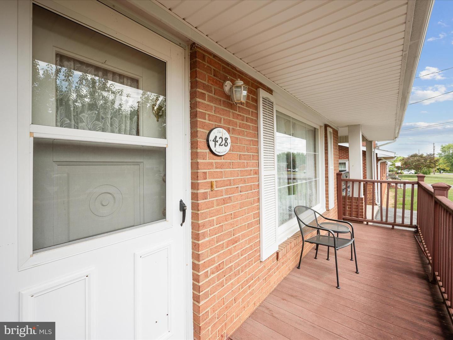 428 IMPERIAL ST, WINCHESTER, Virginia 22601, 3 Bedrooms Bedrooms, ,1 BathroomBathrooms,Residential,For sale,428 IMPERIAL ST,VAWI2008880 MLS # VAWI2008880