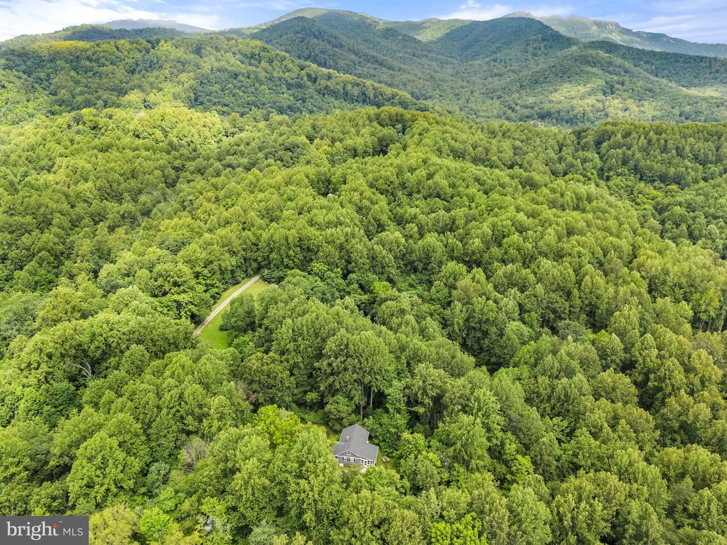 603 LEATHERS LN, ETLAN, Virginia 22719, 2 Bedrooms Bedrooms, ,2 BathroomsBathrooms,Residential,For sale,603 LEATHERS LN,VAMA2002366 MLS # VAMA2002366