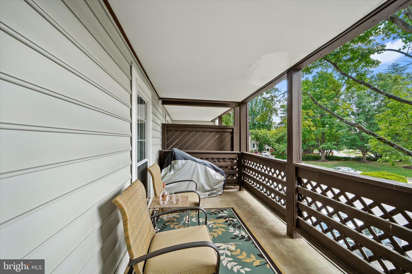 10192 OAKTON TERRACE RD, OAKTON, Virginia 22124, 1 Bedroom Bedrooms, 6 Rooms Rooms,1 BathroomBathrooms,Residential,For sale,10192 OAKTON TERRACE RD,VAFX2261270 MLS # VAFX2261270