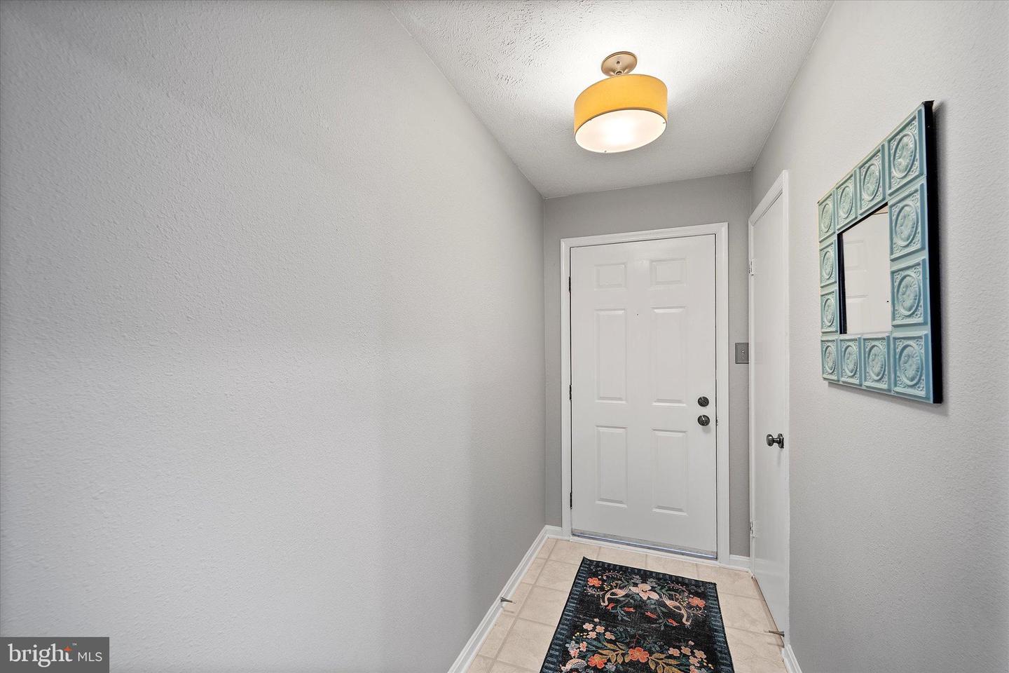10192 OAKTON TERRACE RD, OAKTON, Virginia 22124, 1 Bedroom Bedrooms, 6 Rooms Rooms,1 BathroomBathrooms,Residential,For sale,10192 OAKTON TERRACE RD,VAFX2261270 MLS # VAFX2261270