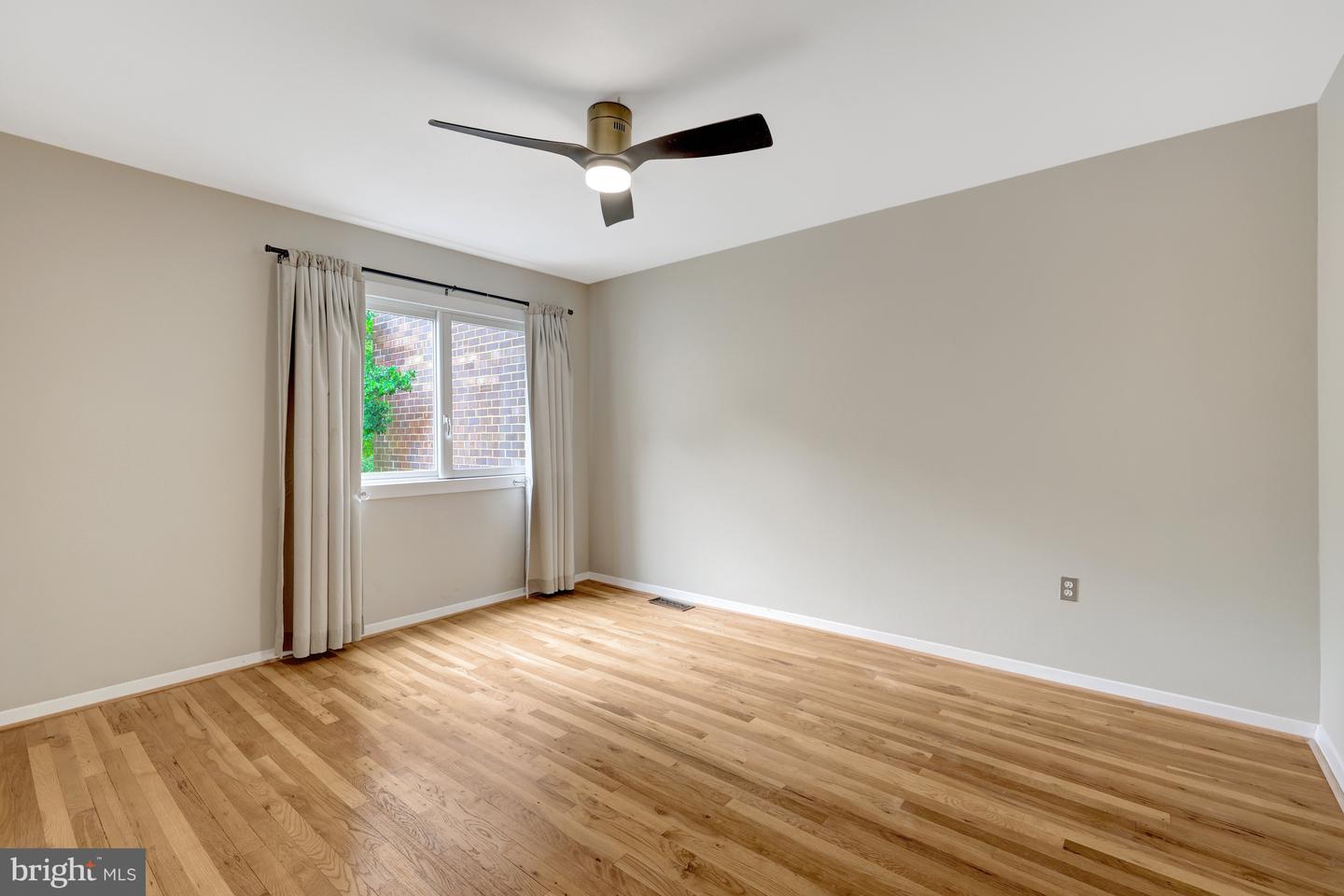 11408 LINKS DR, RESTON, Virginia 20190, 4 Bedrooms Bedrooms, ,2 BathroomsBathrooms,Residential,For sale,11408 LINKS DR,VAFX2261394 MLS # VAFX2261394