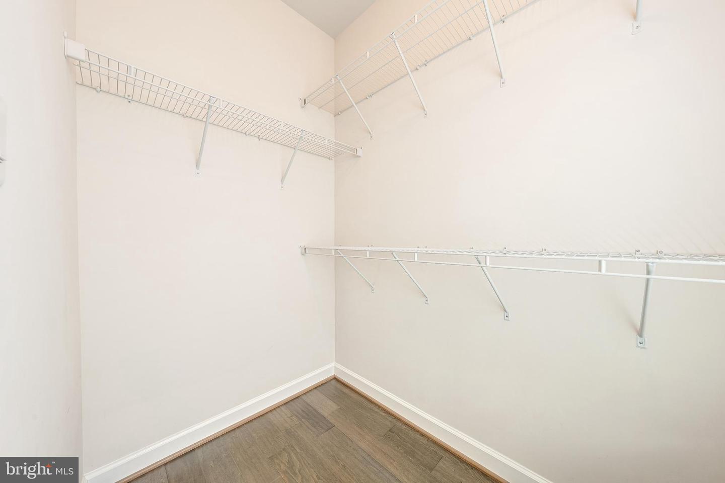 9319 LEMON MINT CT, FAIRFAX, Virginia 22031, 3 Bedrooms Bedrooms, 7 Rooms Rooms,3 BathroomsBathrooms,Residential,For sale,9319 LEMON MINT CT,VAFX2261414 MLS # VAFX2261414