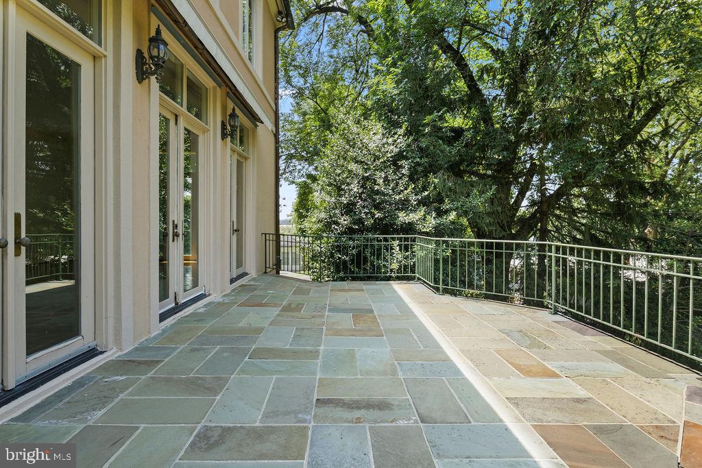 2944 UNIVERSITY TER NW, WASHINGTON, District Of Columbia 20016, 5 Bedrooms Bedrooms, ,6 BathroomsBathrooms,Residential,For sale,2944 UNIVERSITY TER NW,DCDC2215250 MLS # DCDC2215250