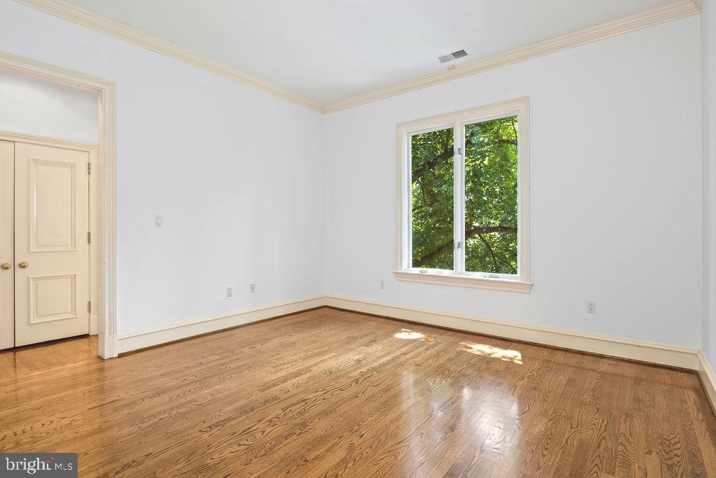 2944 UNIVERSITY TER NW, WASHINGTON, District Of Columbia 20016, 5 Bedrooms Bedrooms, ,6 BathroomsBathrooms,Residential,For sale,2944 UNIVERSITY TER NW,DCDC2215250 MLS # DCDC2215250