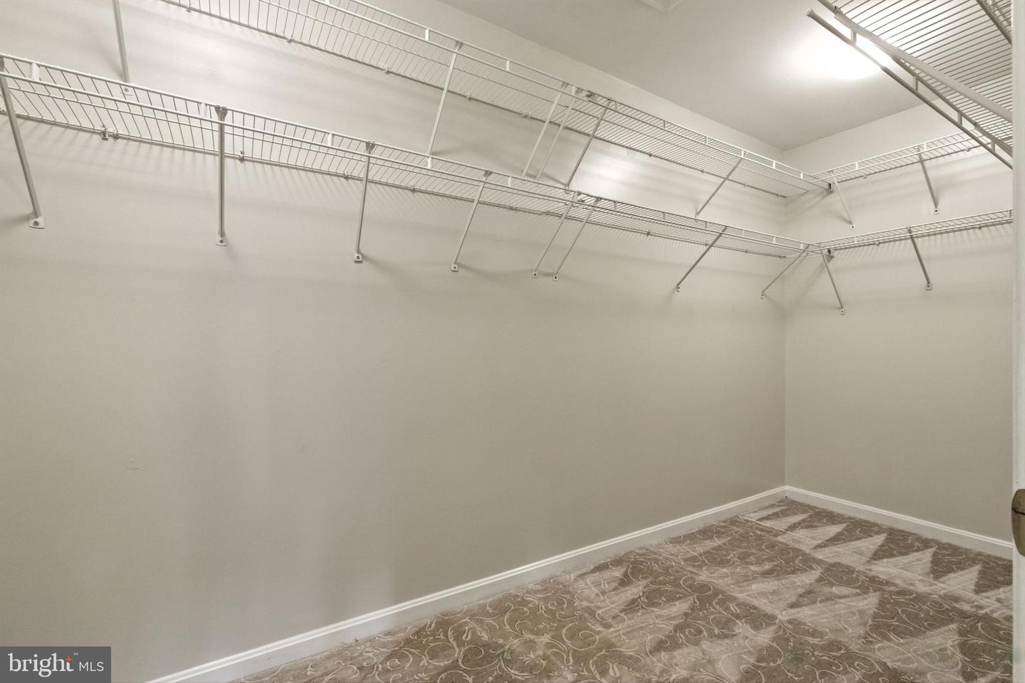 5001 GREENHOUSE TER, CENTREVILLE, Virginia 20120, 4 Bedrooms Bedrooms, ,2 BathroomsBathrooms,Residential,For sale,5001 GREENHOUSE TER,VAFX2261428 MLS # VAFX2261428