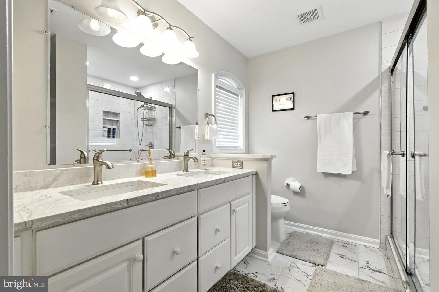 5001 GREENHOUSE TER, CENTREVILLE, Virginia 20120, 4 Bedrooms Bedrooms, ,2 BathroomsBathrooms,Residential,For sale,5001 GREENHOUSE TER,VAFX2261428 MLS # VAFX2261428
