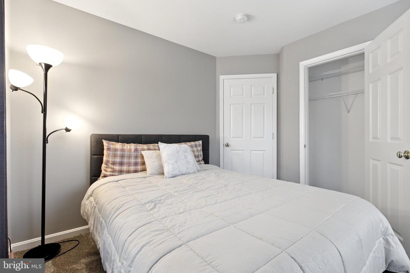 5001 GREENHOUSE TER, CENTREVILLE, Virginia 20120, 4 Bedrooms Bedrooms, ,2 BathroomsBathrooms,Residential,For sale,5001 GREENHOUSE TER,VAFX2261428 MLS # VAFX2261428