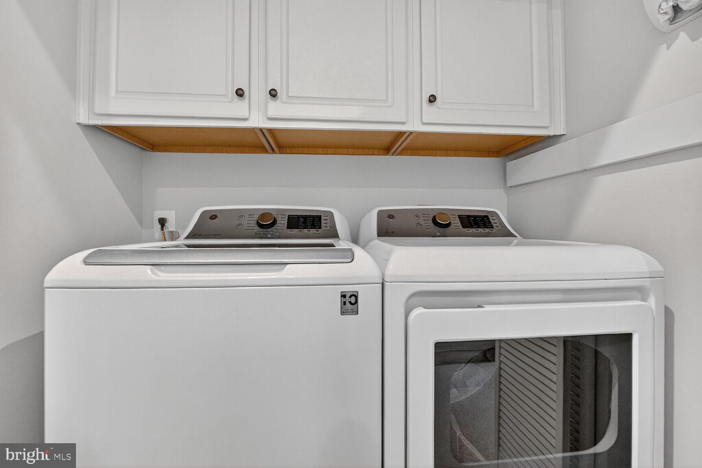 2145 HEMLOCK BAY RD, DUMFRIES, Virginia 22026, 3 Bedrooms Bedrooms, ,3 BathroomsBathrooms,Residential,For sale,2145 HEMLOCK BAY RD,VAPW2101556 MLS # VAPW2101556