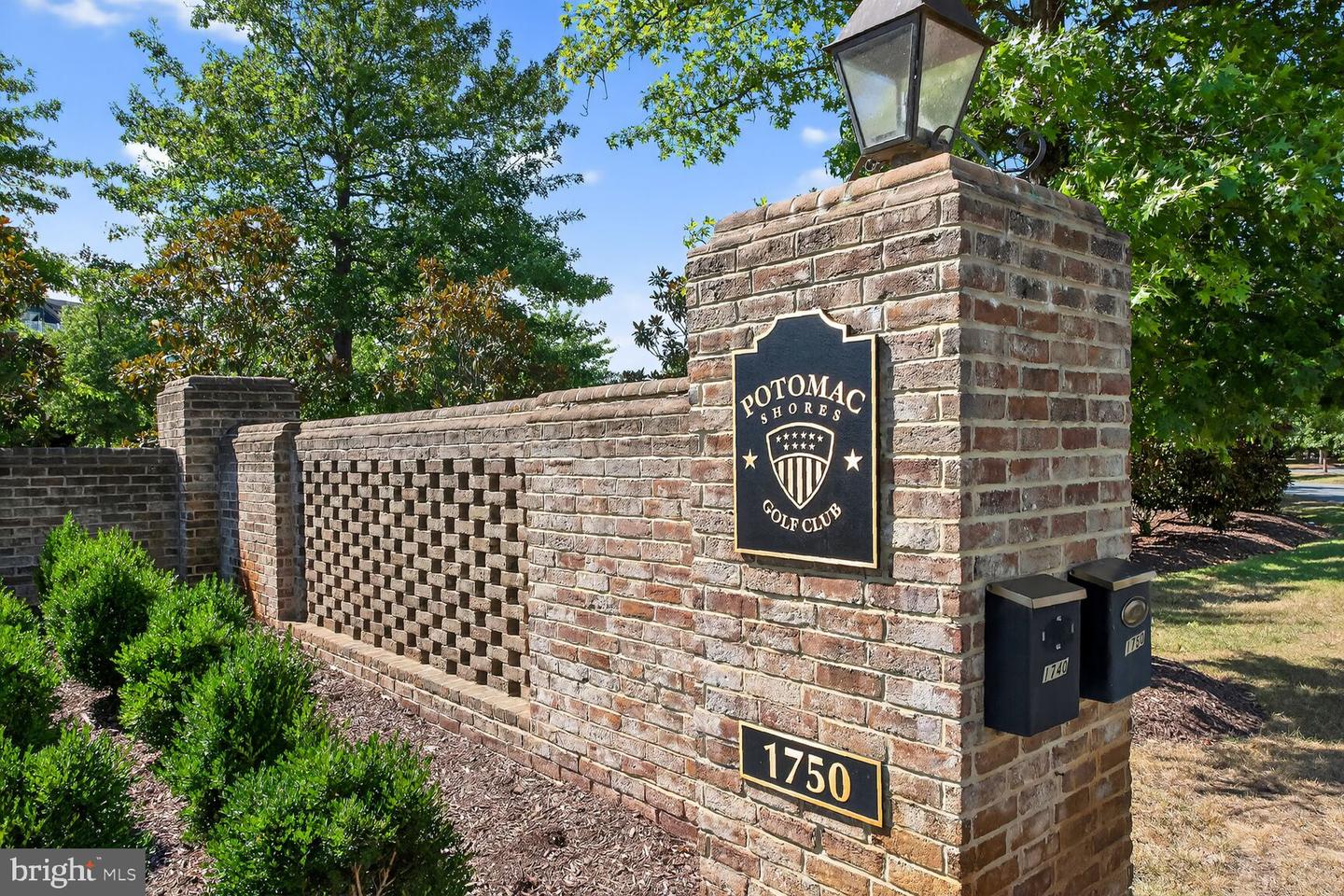 2145 HEMLOCK BAY RD, DUMFRIES, Virginia 22026, 3 Bedrooms Bedrooms, ,3 BathroomsBathrooms,Residential,For sale,2145 HEMLOCK BAY RD,VAPW2101556 MLS # VAPW2101556