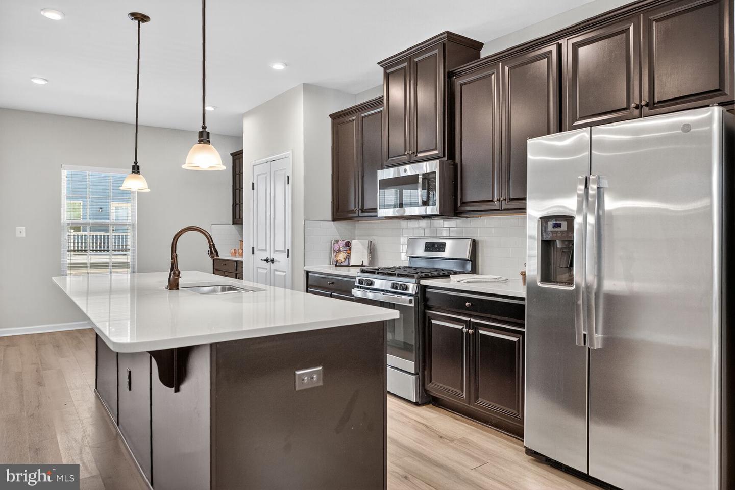 2145 HEMLOCK BAY RD, DUMFRIES, Virginia 22026, 3 Bedrooms Bedrooms, ,3 BathroomsBathrooms,Residential,For sale,2145 HEMLOCK BAY RD,VAPW2101556 MLS # VAPW2101556