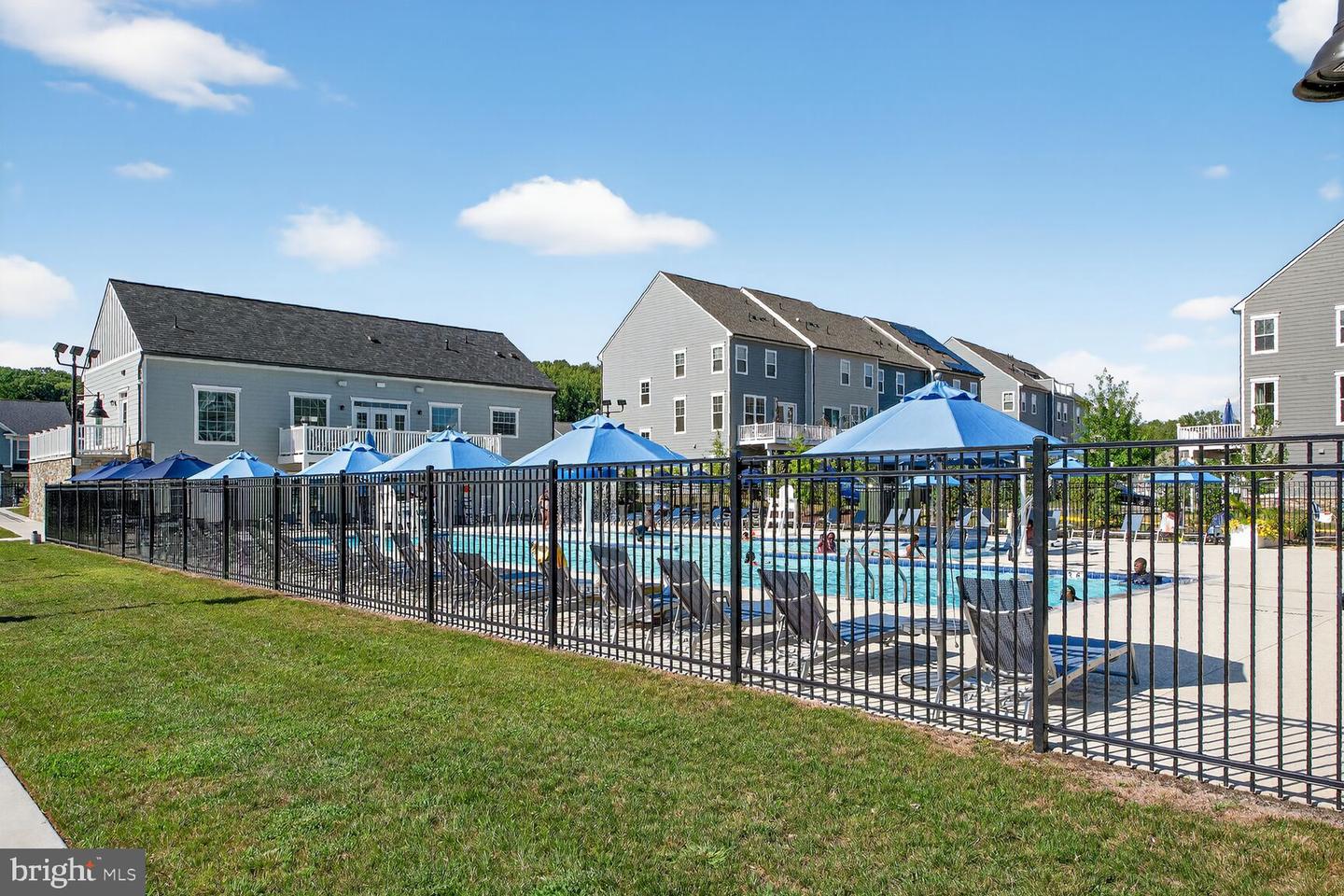 2145 HEMLOCK BAY RD, DUMFRIES, Virginia 22026, 3 Bedrooms Bedrooms, ,3 BathroomsBathrooms,Residential,For sale,2145 HEMLOCK BAY RD,VAPW2101556 MLS # VAPW2101556