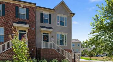 2145 HEMLOCK BAY RD, DUMFRIES, Virginia 22026, 3 Bedrooms Bedrooms, ,3 BathroomsBathrooms,Residential,For sale,2145 HEMLOCK BAY RD,VAPW2101556 MLS # VAPW2101556