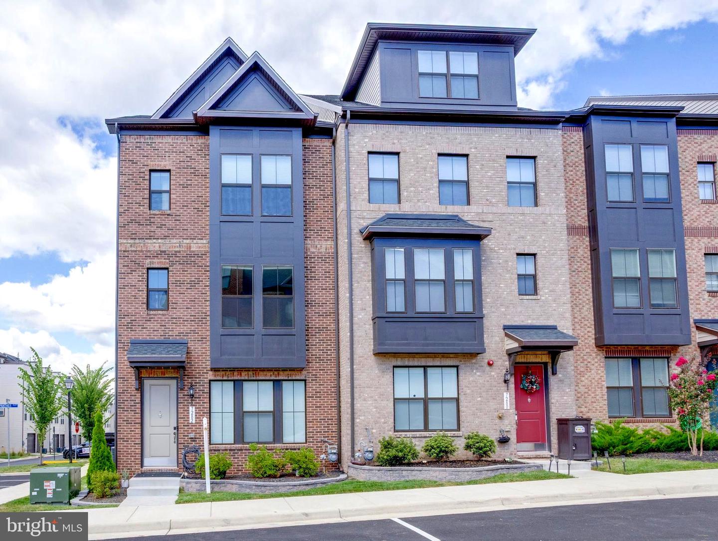 7282 NITTANY LN, ALEXANDRIA, Virginia 22306, 4 Bedrooms Bedrooms, ,3 BathroomsBathrooms,Residential,For sale,7282 NITTANY LN,VAFX2261456 MLS # VAFX2261456