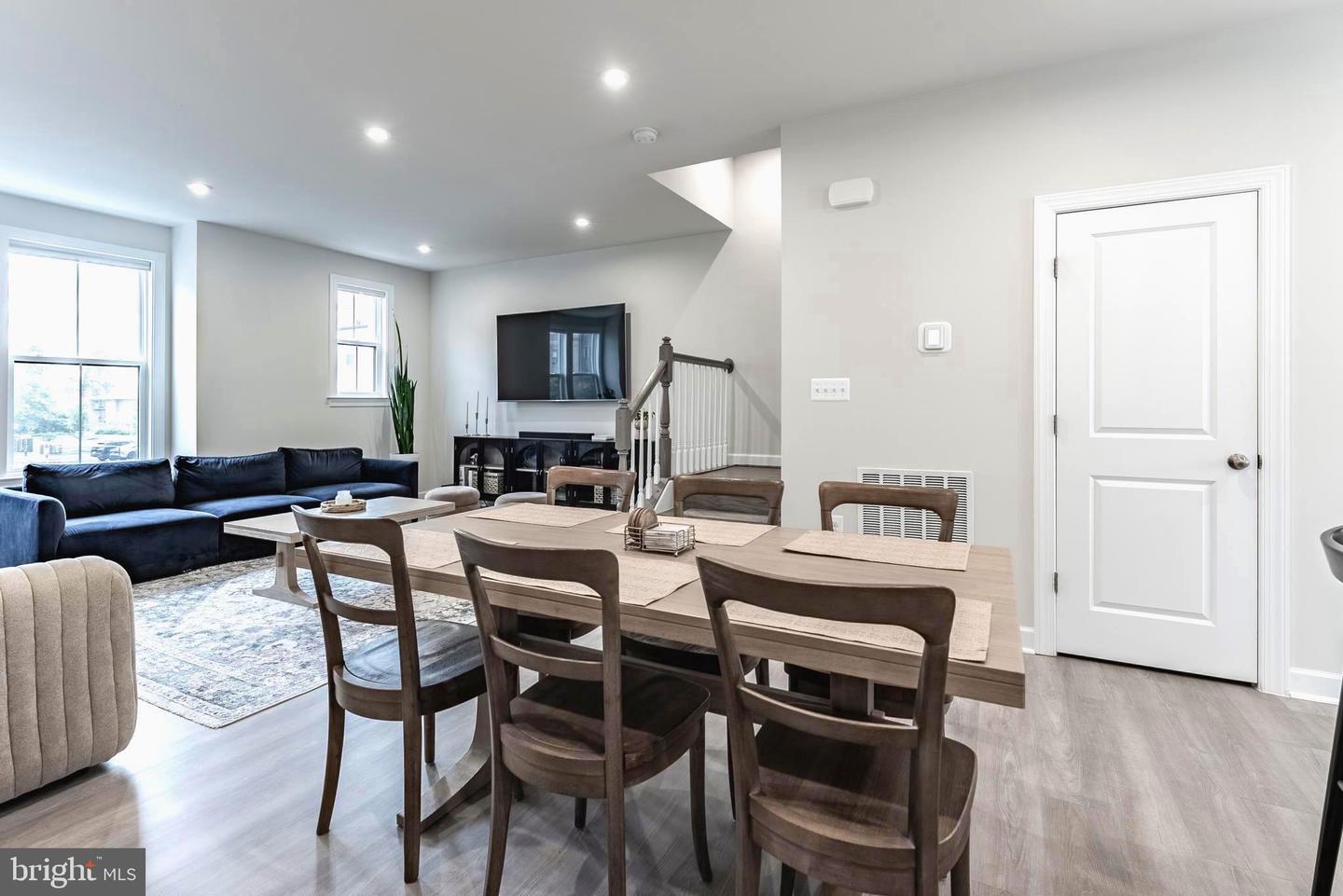 7282 NITTANY LN, ALEXANDRIA, Virginia 22306, 4 Bedrooms Bedrooms, ,3 BathroomsBathrooms,Residential,For sale,7282 NITTANY LN,VAFX2261456 MLS # VAFX2261456