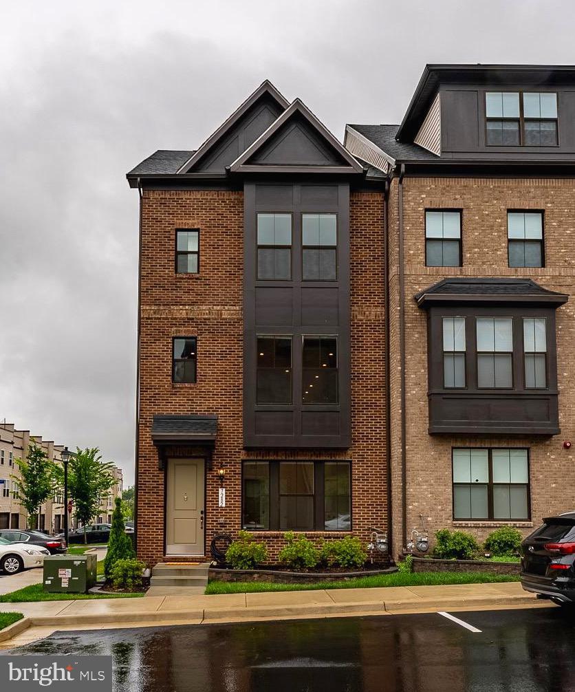 7282 NITTANY LN, ALEXANDRIA, Virginia 22306, 4 Bedrooms Bedrooms, ,3 BathroomsBathrooms,Residential,For sale,7282 NITTANY LN,VAFX2261456 MLS # VAFX2261456