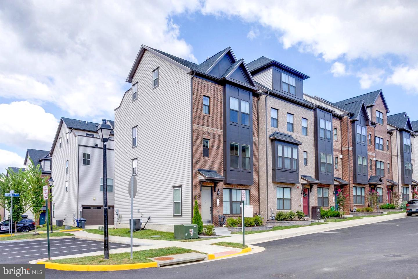 7282 NITTANY LN, ALEXANDRIA, Virginia 22306, 4 Bedrooms Bedrooms, ,3 BathroomsBathrooms,Residential,For sale,7282 NITTANY LN,VAFX2261456 MLS # VAFX2261456
