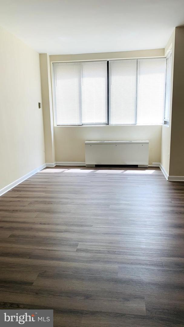 522 21ST ST NW #213, WASHINGTON, District Of Columbia 20006, ,1 BathroomBathrooms,Residential,For sale,522 21ST ST NW #213,DCDC2215324 MLS # DCDC2215324