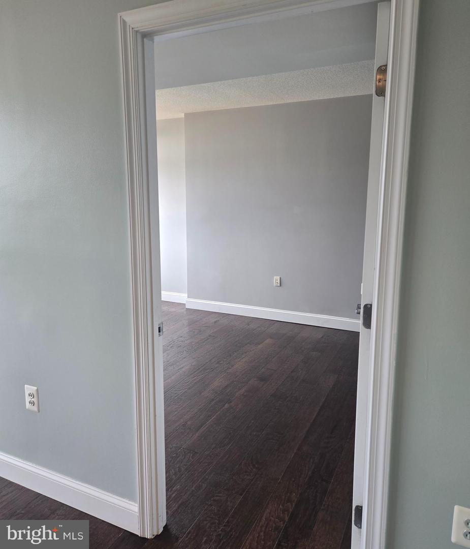 2451 MIDTOWN AVE #821, ALEXANDRIA, Virginia 22303, 1 Bedroom Bedrooms, ,1 BathroomBathrooms,Residential,For sale,2451 MIDTOWN AVE #821,VAFX2261518 MLS # VAFX2261518