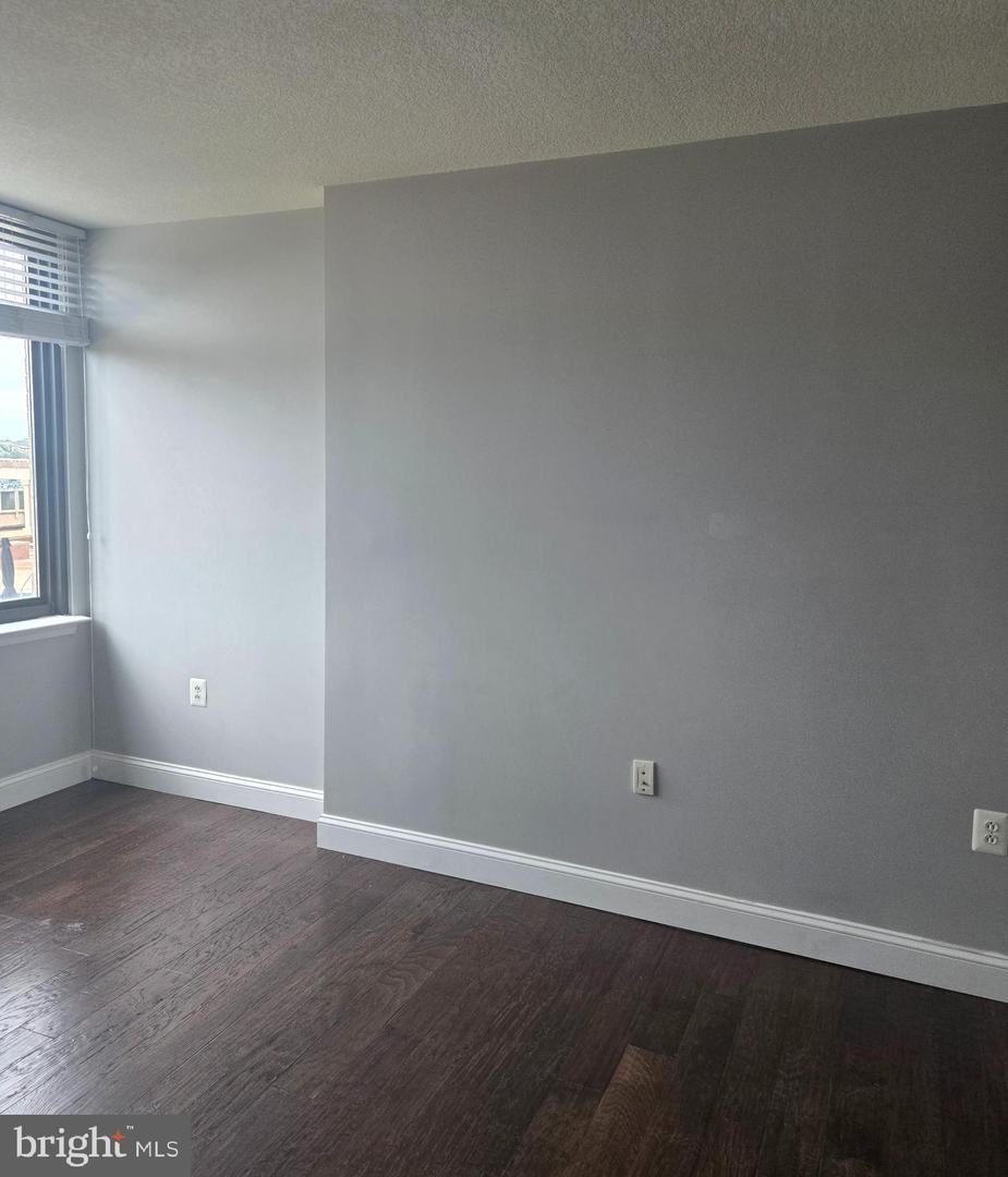 2451 MIDTOWN AVE #821, ALEXANDRIA, Virginia 22303, 1 Bedroom Bedrooms, ,1 BathroomBathrooms,Residential,For sale,2451 MIDTOWN AVE #821,VAFX2261518 MLS # VAFX2261518