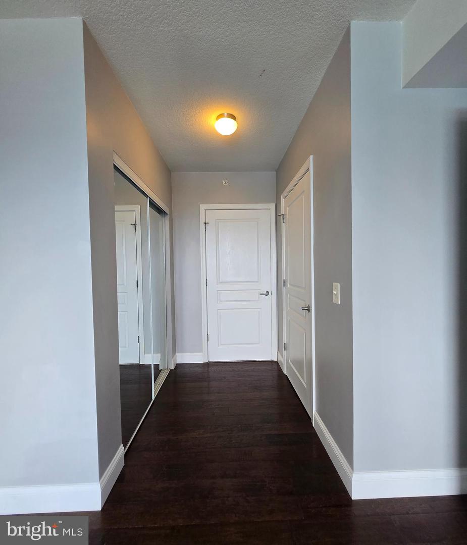2451 MIDTOWN AVE #821, ALEXANDRIA, Virginia 22303, 1 Bedroom Bedrooms, ,1 BathroomBathrooms,Residential,For sale,2451 MIDTOWN AVE #821,VAFX2261518 MLS # VAFX2261518