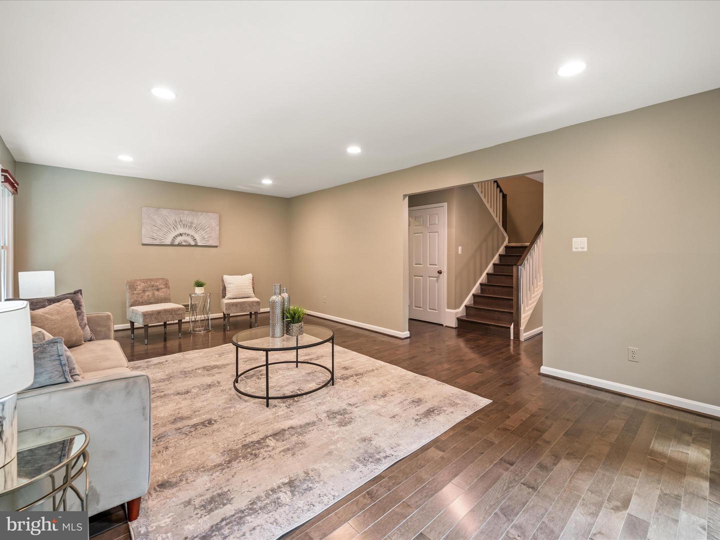 2620 BLACK FIR CT, RESTON, Virginia 20191, 5 Bedrooms Bedrooms, ,3 BathroomsBathrooms,Residential,For sale,2620 BLACK FIR CT,VAFX2261214 MLS # VAFX2261214