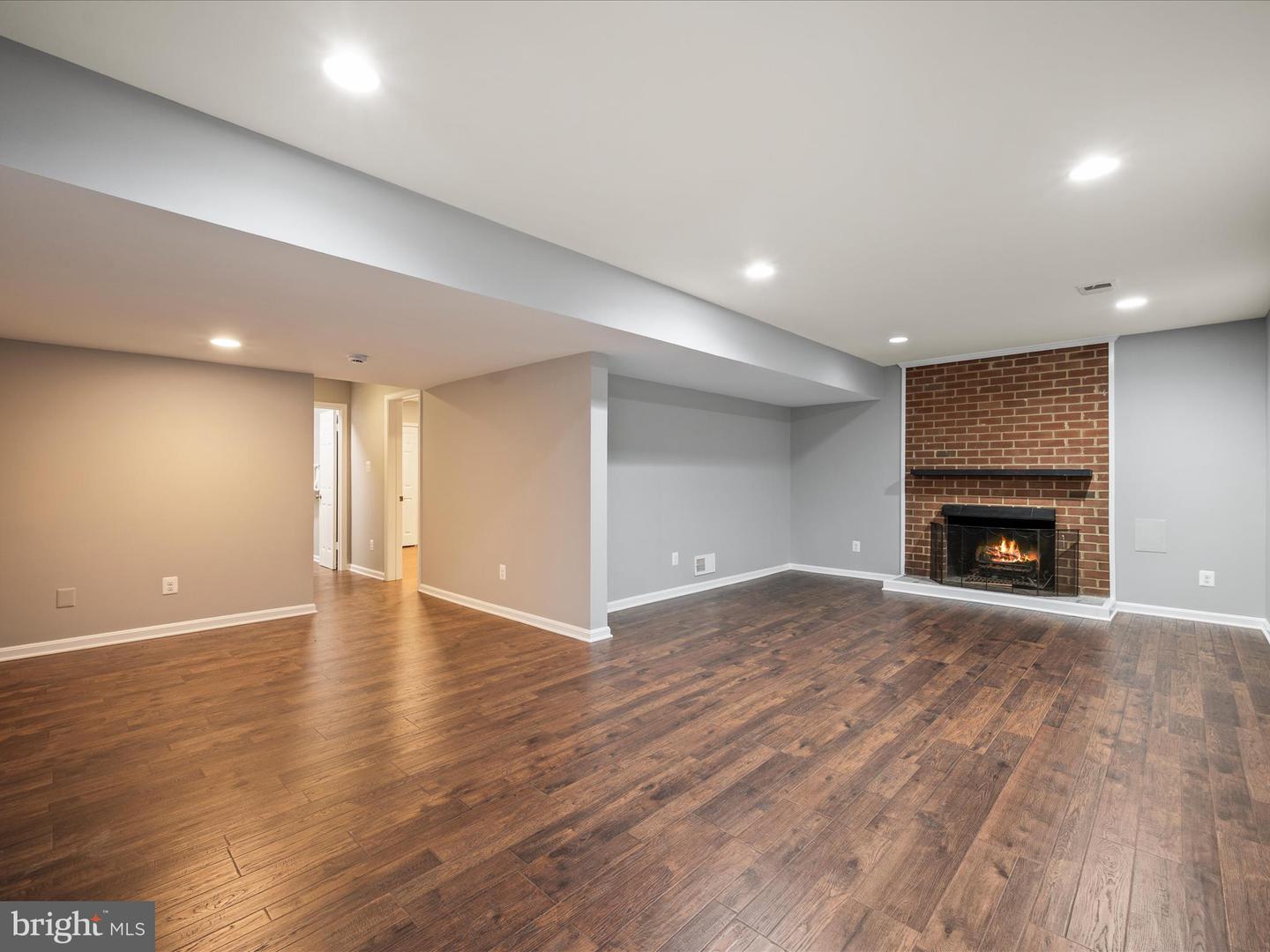2620 BLACK FIR CT, RESTON, Virginia 20191, 5 Bedrooms Bedrooms, ,3 BathroomsBathrooms,Residential,For sale,2620 BLACK FIR CT,VAFX2261214 MLS # VAFX2261214