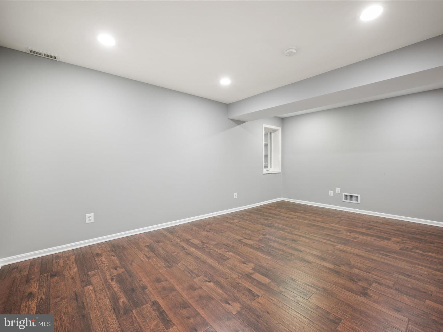 2620 BLACK FIR CT, RESTON, Virginia 20191, 5 Bedrooms Bedrooms, ,3 BathroomsBathrooms,Residential,For sale,2620 BLACK FIR CT,VAFX2261214 MLS # VAFX2261214