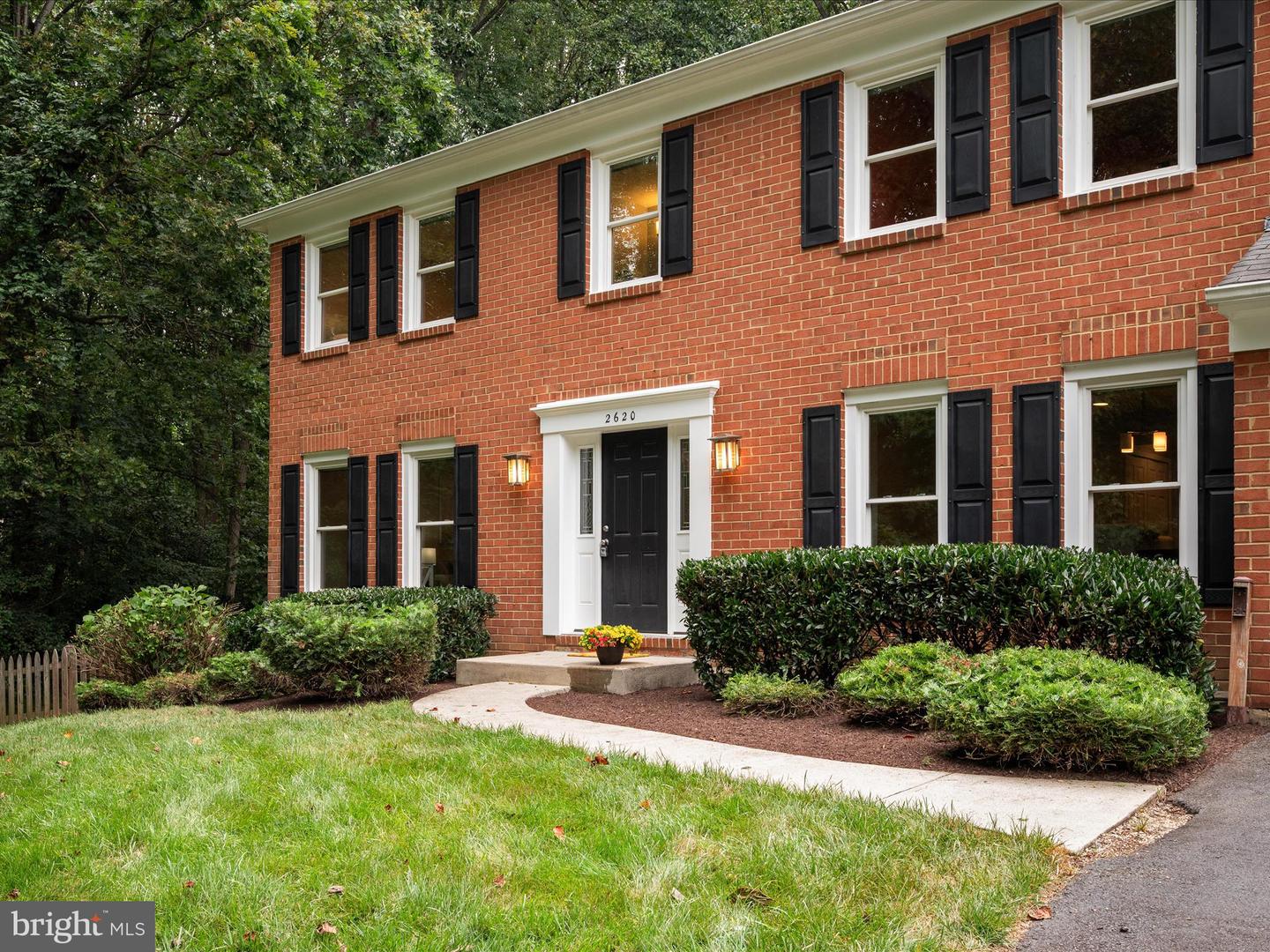 2620 BLACK FIR CT, RESTON, Virginia 20191, 5 Bedrooms Bedrooms, ,3 BathroomsBathrooms,Residential,For sale,2620 BLACK FIR CT,VAFX2261214 MLS # VAFX2261214