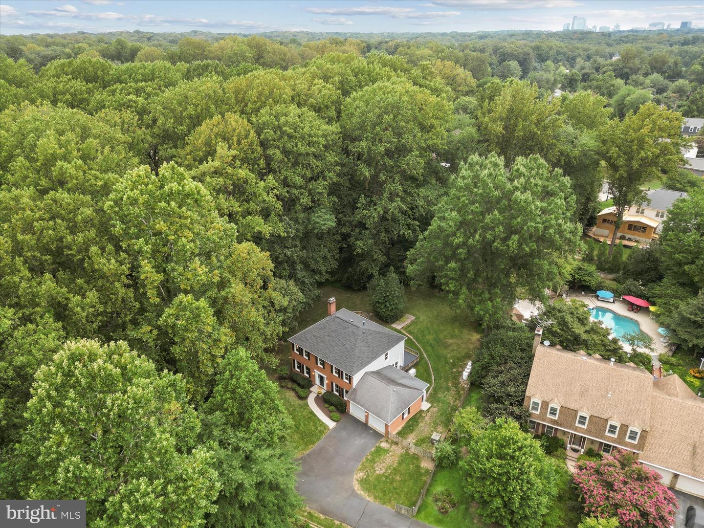 2620 BLACK FIR CT, RESTON, Virginia 20191, 5 Bedrooms Bedrooms, ,3 BathroomsBathrooms,Residential,For sale,2620 BLACK FIR CT,VAFX2261214 MLS # VAFX2261214