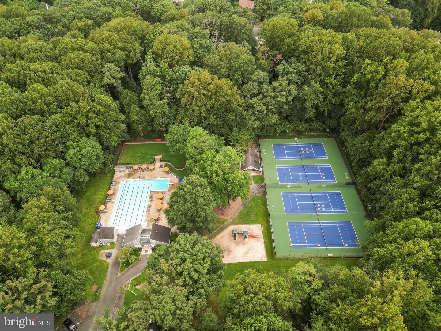 2620 BLACK FIR CT, RESTON, Virginia 20191, 5 Bedrooms Bedrooms, ,3 BathroomsBathrooms,Residential,For sale,2620 BLACK FIR CT,VAFX2261214 MLS # VAFX2261214
