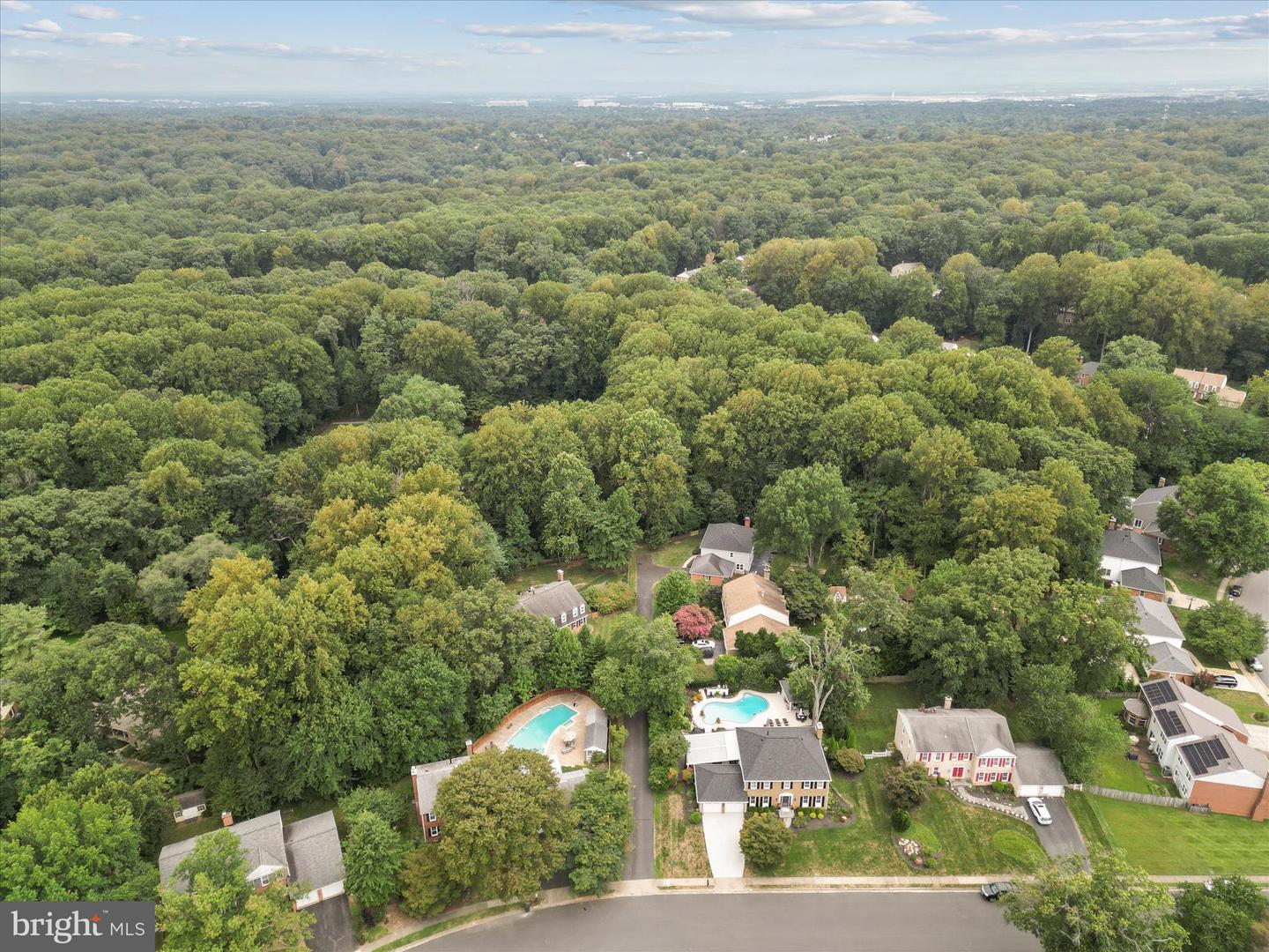2620 BLACK FIR CT, RESTON, Virginia 20191, 5 Bedrooms Bedrooms, ,3 BathroomsBathrooms,Residential,For sale,2620 BLACK FIR CT,VAFX2261214 MLS # VAFX2261214