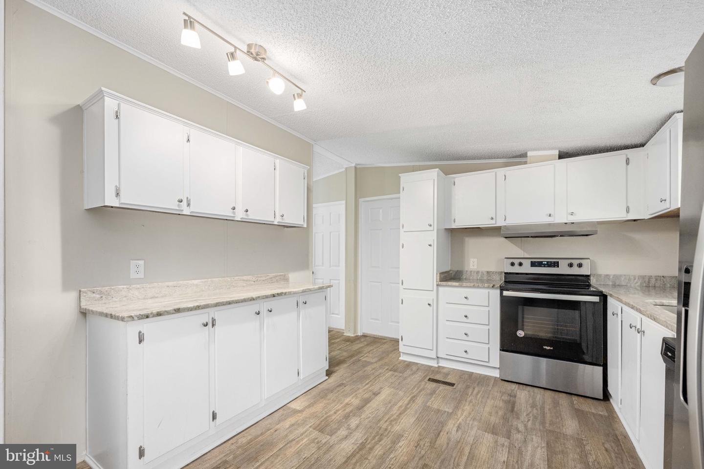 10747 FAUNTLEROY LN, SPOTSYLVANIA, Virginia 22551, 3 Bedrooms Bedrooms, ,2 BathroomsBathrooms,Residential,For sale,10747 FAUNTLEROY LN,VASP2035466 MLS # VASP2035466