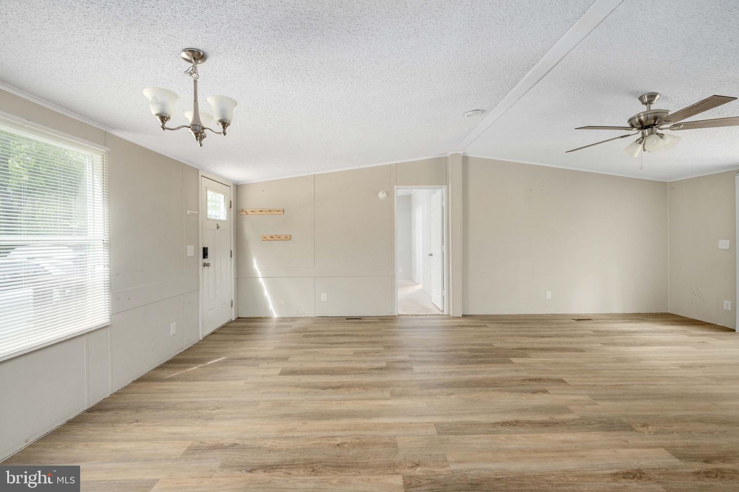 10747 FAUNTLEROY LN, SPOTSYLVANIA, Virginia 22551, 3 Bedrooms Bedrooms, ,2 BathroomsBathrooms,Residential,For sale,10747 FAUNTLEROY LN,VASP2035466 MLS # VASP2035466