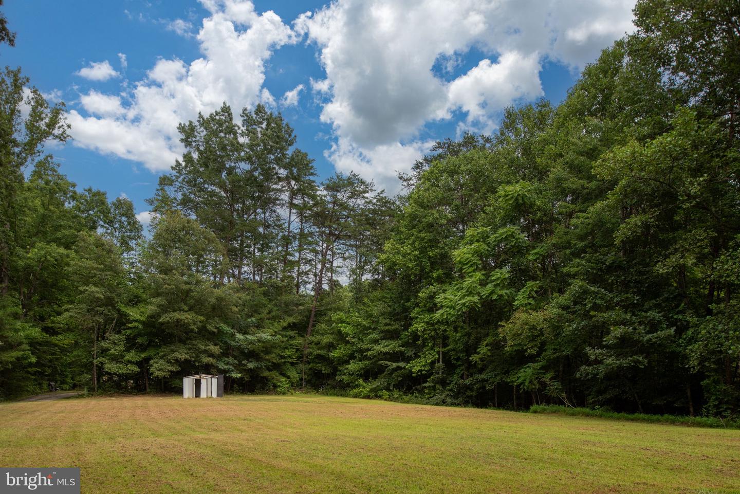 10747 FAUNTLEROY LN, SPOTSYLVANIA, Virginia 22551, 3 Bedrooms Bedrooms, ,2 BathroomsBathrooms,Residential,For sale,10747 FAUNTLEROY LN,VASP2035466 MLS # VASP2035466