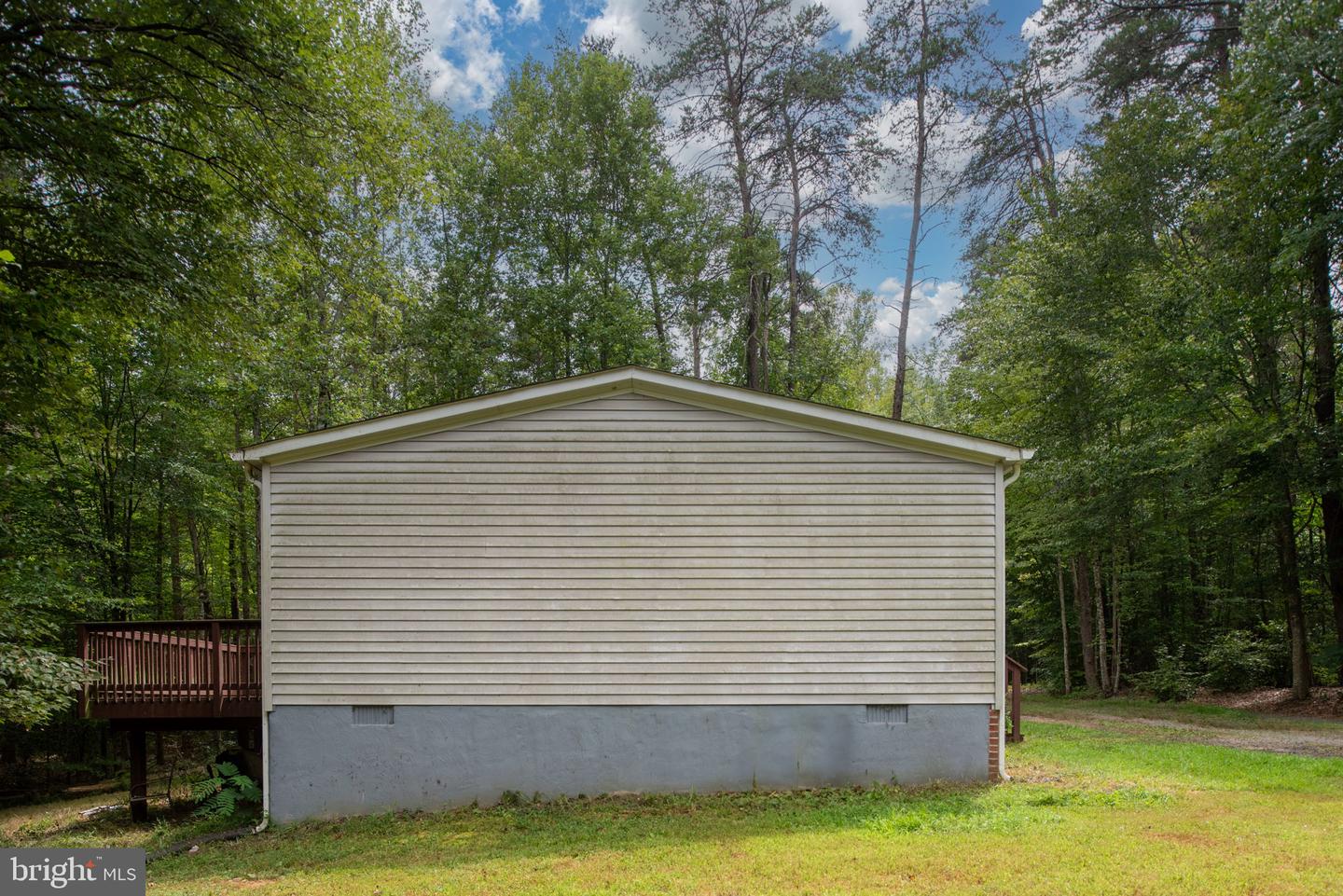 10747 FAUNTLEROY LN, SPOTSYLVANIA, Virginia 22551, 3 Bedrooms Bedrooms, ,2 BathroomsBathrooms,Residential,For sale,10747 FAUNTLEROY LN,VASP2035466 MLS # VASP2035466