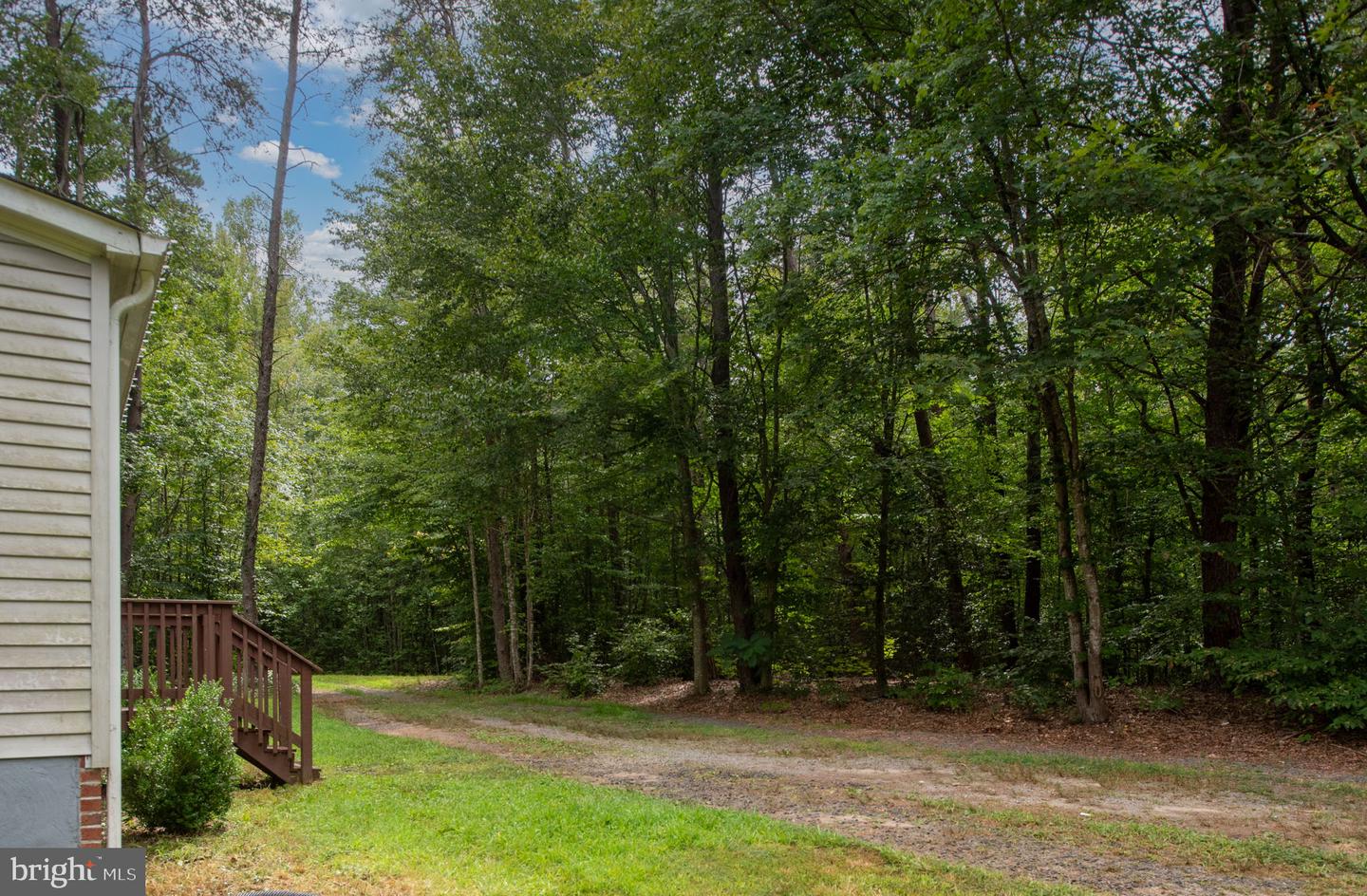 10747 FAUNTLEROY LN, SPOTSYLVANIA, Virginia 22551, 3 Bedrooms Bedrooms, ,2 BathroomsBathrooms,Residential,For sale,10747 FAUNTLEROY LN,VASP2035466 MLS # VASP2035466