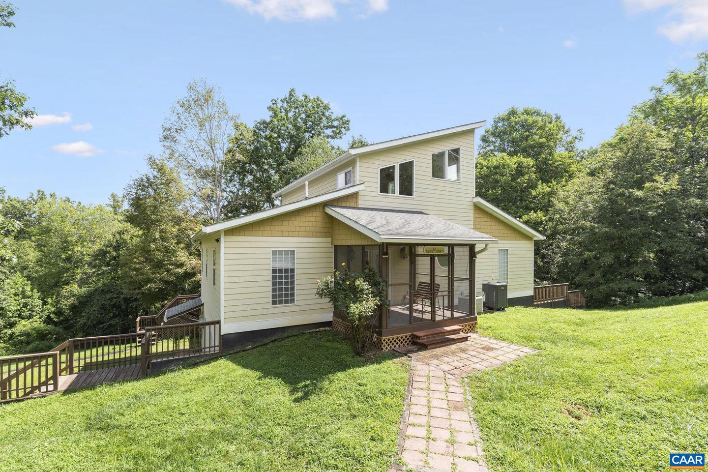 62 SUMMIT CT, ROSELAND, Virginia 22967, 3 Bedrooms Bedrooms, ,3 BathroomsBathrooms,Residential,For sale,62 SUMMIT CT,667822 MLS # 667822
