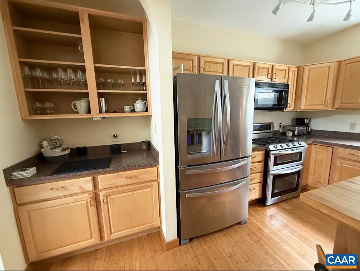 62 SUMMIT CT, ROSELAND, Virginia 22967, 3 Bedrooms Bedrooms, ,3 BathroomsBathrooms,Residential,For sale,62 SUMMIT CT,667822 MLS # 667822