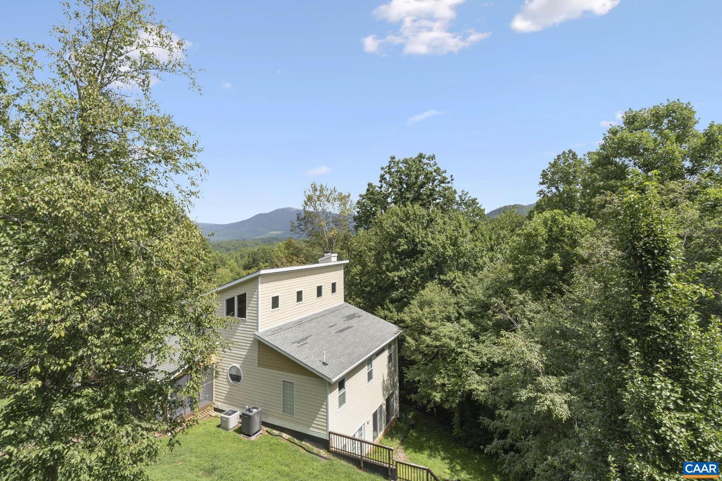 62 SUMMIT CT, ROSELAND, Virginia 22967, 3 Bedrooms Bedrooms, ,3 BathroomsBathrooms,Residential,For sale,62 SUMMIT CT,667822 MLS # 667822