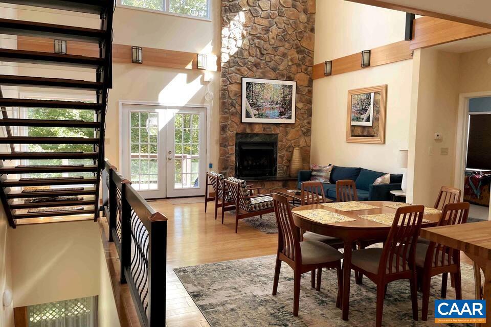 62 SUMMIT CT, ROSELAND, Virginia 22967, 3 Bedrooms Bedrooms, ,3 BathroomsBathrooms,Residential,For sale,62 SUMMIT CT,667822 MLS # 667822