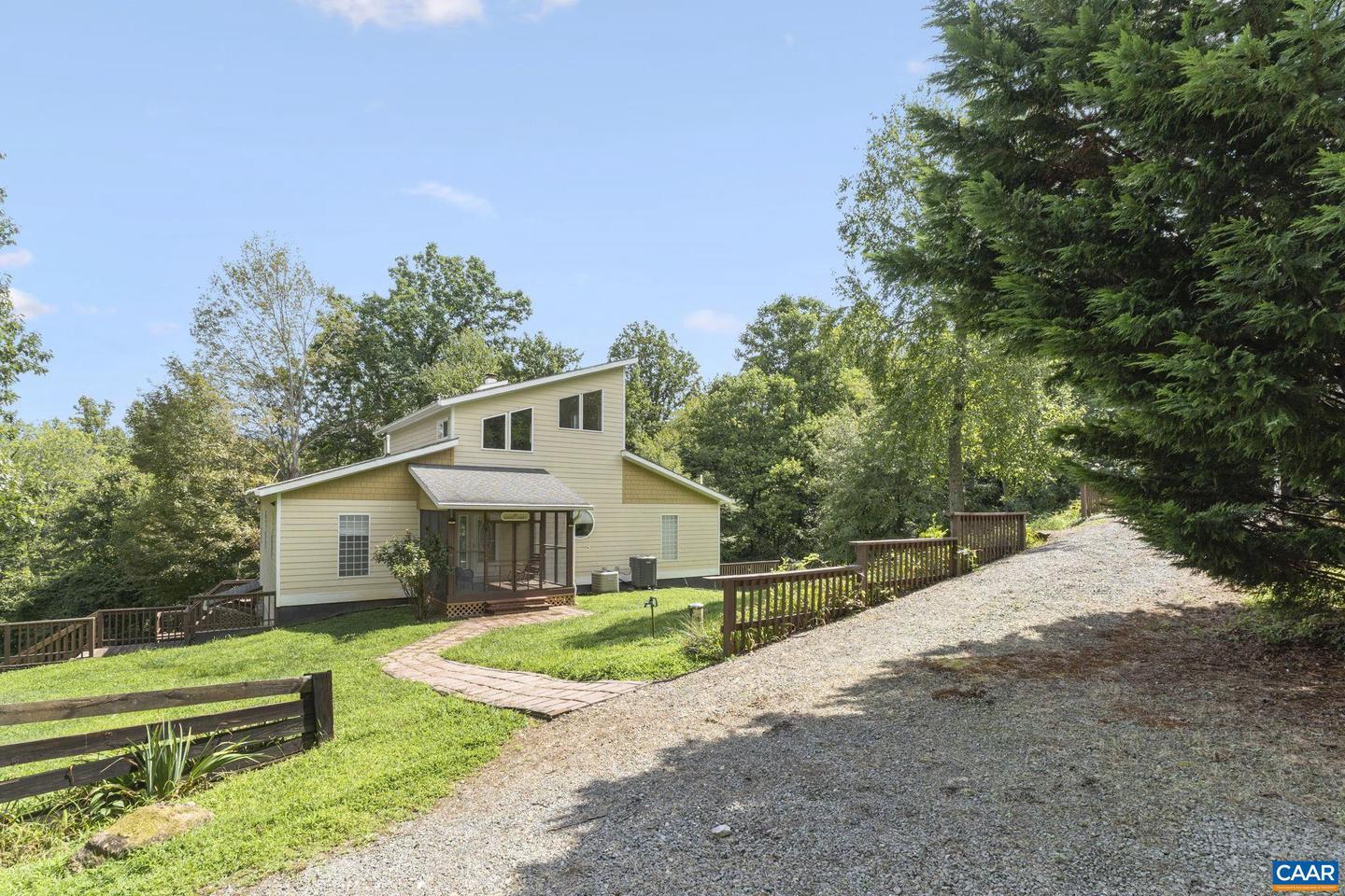 62 SUMMIT CT, ROSELAND, Virginia 22967, 3 Bedrooms Bedrooms, ,3 BathroomsBathrooms,Residential,For sale,62 SUMMIT CT,667822 MLS # 667822