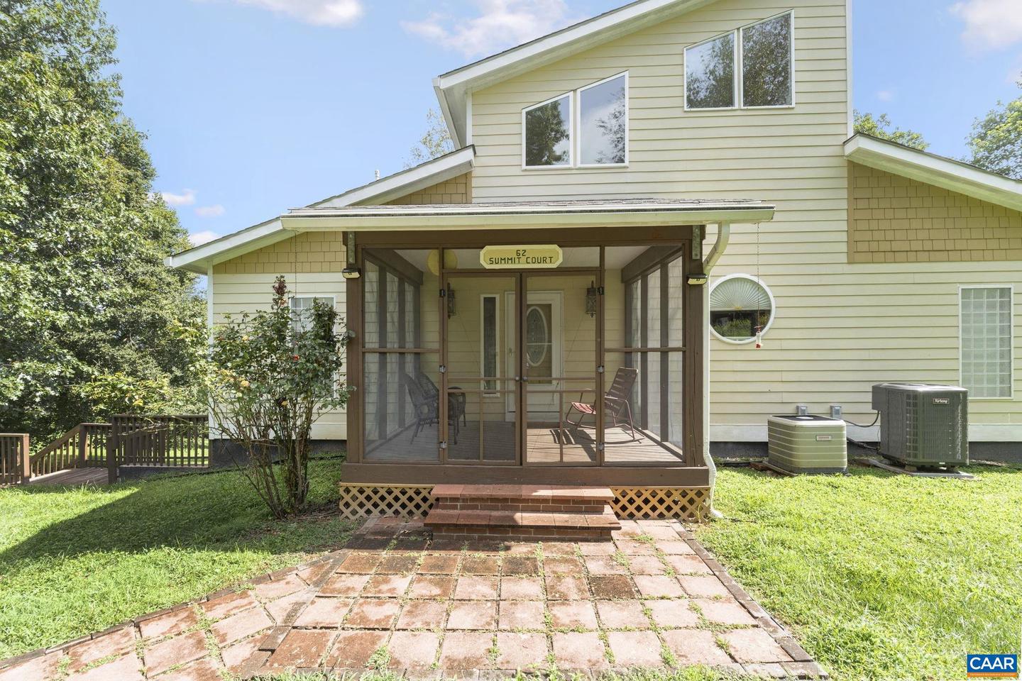 62 SUMMIT CT, ROSELAND, Virginia 22967, 3 Bedrooms Bedrooms, ,3 BathroomsBathrooms,Residential,For sale,62 SUMMIT CT,667822 MLS # 667822
