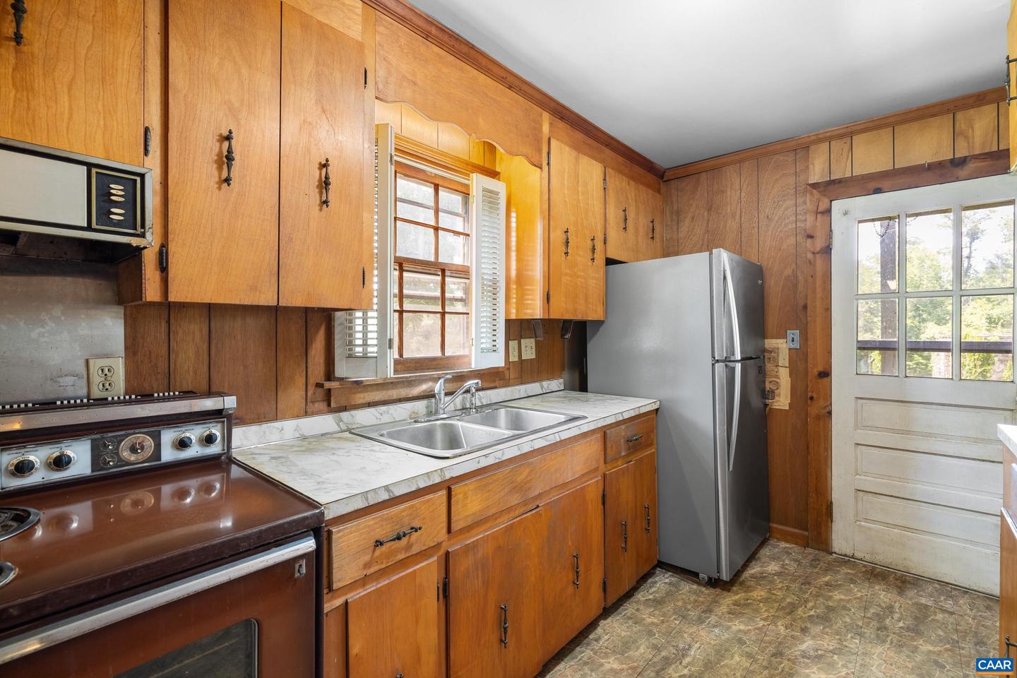 2370 PROFFIT RD, CHARLOTTESVILLE, Virginia 22911, 3 Bedrooms Bedrooms, ,1 BathroomBathrooms,Residential,For sale,2370 PROFFIT RD,667824 MLS # 667824