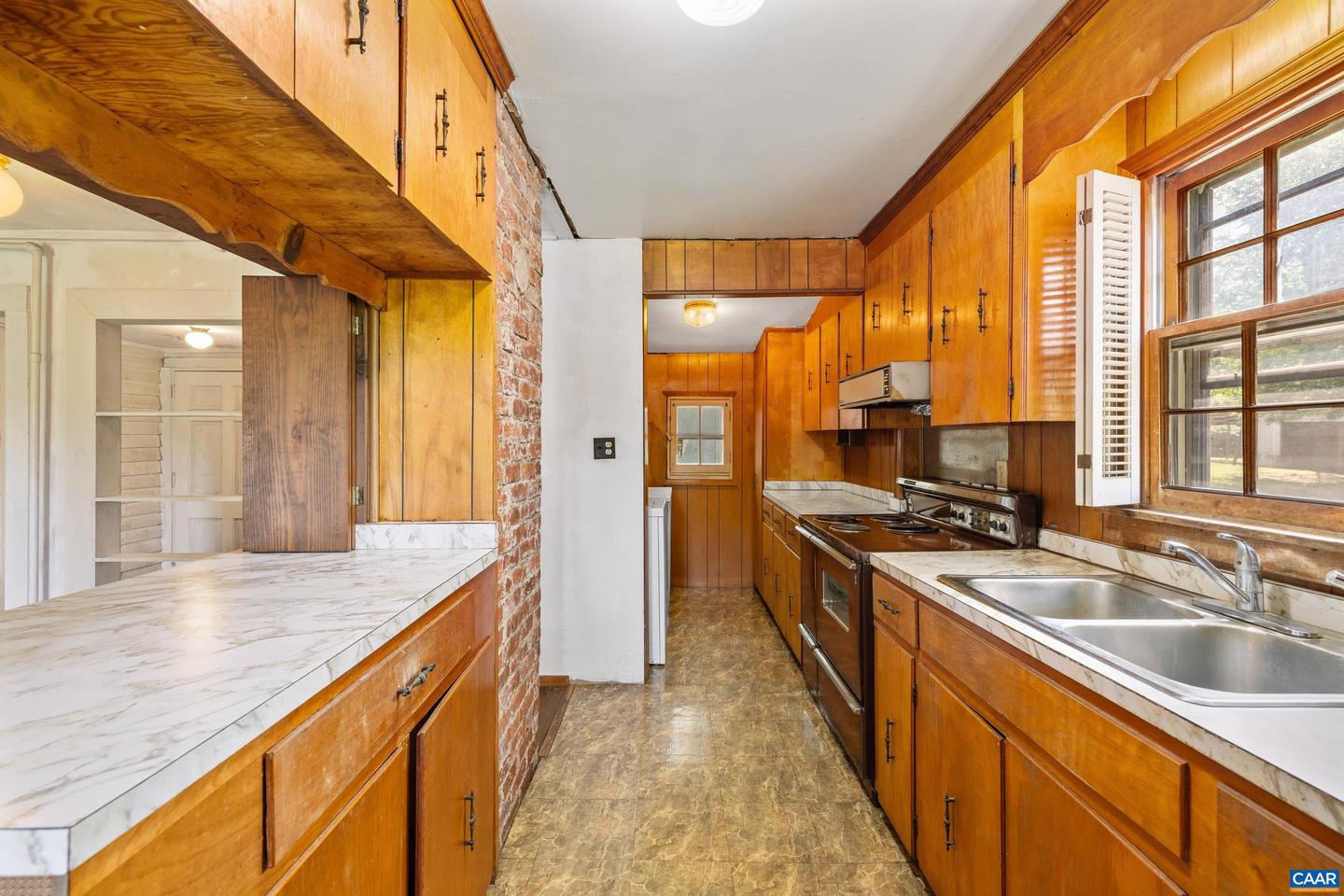 2370 PROFFIT RD, CHARLOTTESVILLE, Virginia 22911, 3 Bedrooms Bedrooms, ,1 BathroomBathrooms,Residential,For sale,2370 PROFFIT RD,667824 MLS # 667824