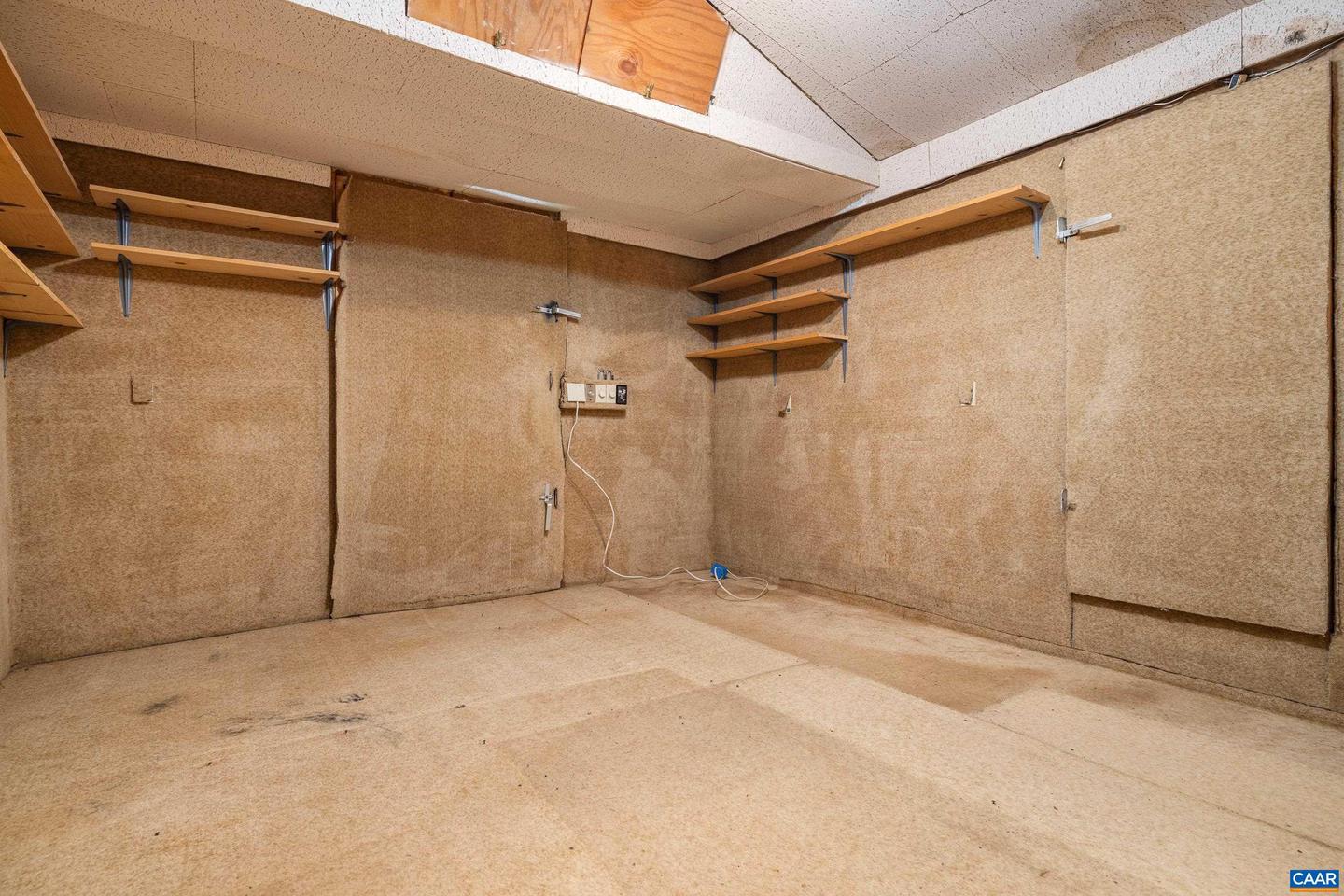 2370 PROFFIT RD, CHARLOTTESVILLE, Virginia 22911, 3 Bedrooms Bedrooms, ,1 BathroomBathrooms,Residential,For sale,2370 PROFFIT RD,667824 MLS # 667824
