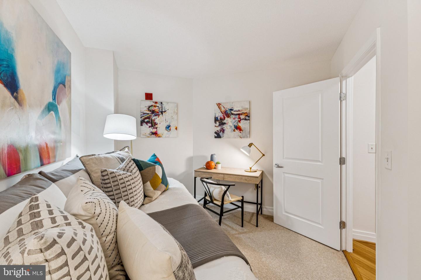 915 E ST NW #309, WASHINGTON, District Of Columbia 20004, 2 Bedrooms Bedrooms, ,1 BathroomBathrooms,Residential,For sale,915 E ST NW #309,DCDC2215136 MLS # DCDC2215136