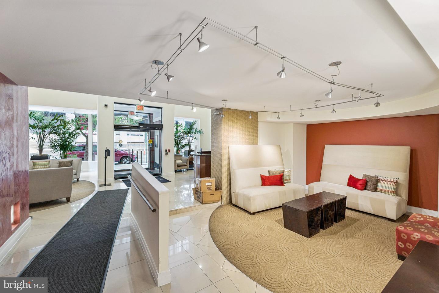 915 E ST NW #309, WASHINGTON, District Of Columbia 20004, 2 Bedrooms Bedrooms, ,1 BathroomBathrooms,Residential,For sale,915 E ST NW #309,DCDC2215136 MLS # DCDC2215136