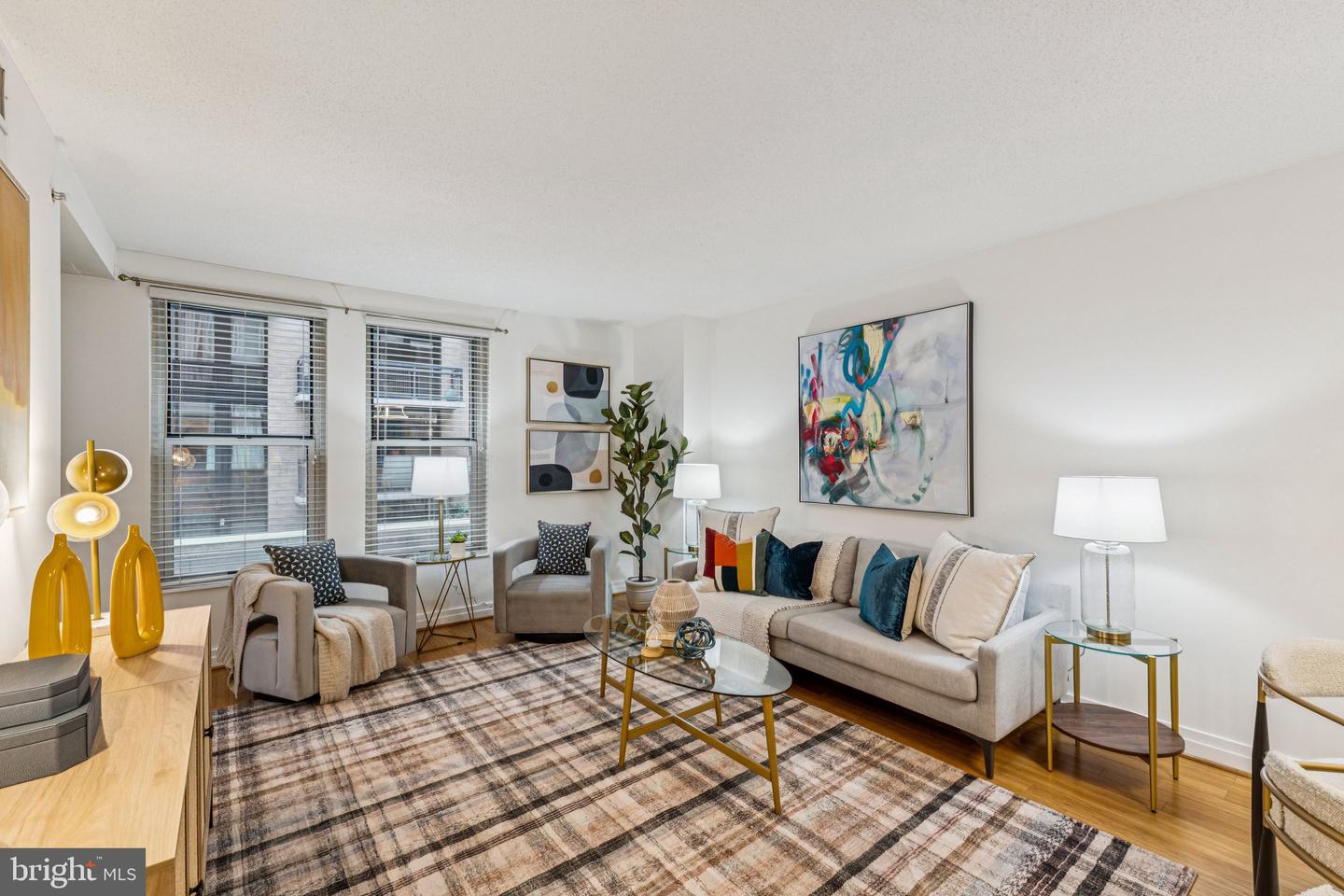 915 E ST NW #309, WASHINGTON, District Of Columbia 20004, 2 Bedrooms Bedrooms, ,1 BathroomBathrooms,Residential,For sale,915 E ST NW #309,DCDC2215136 MLS # DCDC2215136