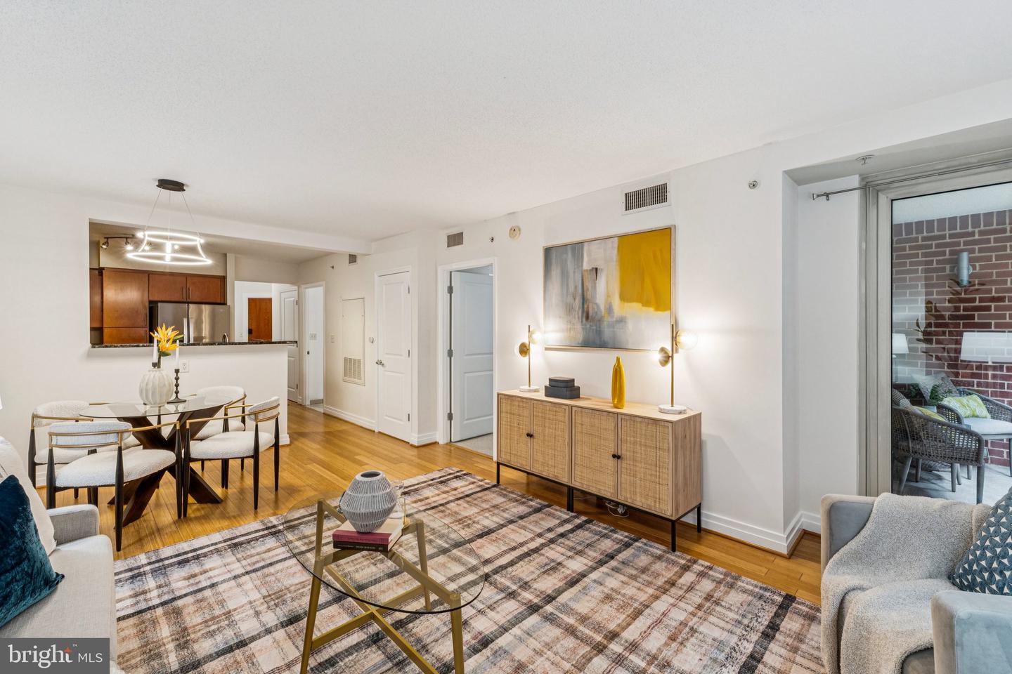 915 E ST NW #309, WASHINGTON, District Of Columbia 20004, 2 Bedrooms Bedrooms, ,1 BathroomBathrooms,Residential,For sale,915 E ST NW #309,DCDC2215136 MLS # DCDC2215136
